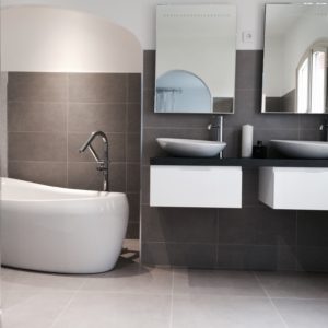 salle de bain balma sanitaire carrelage rénovation baignoire ilot