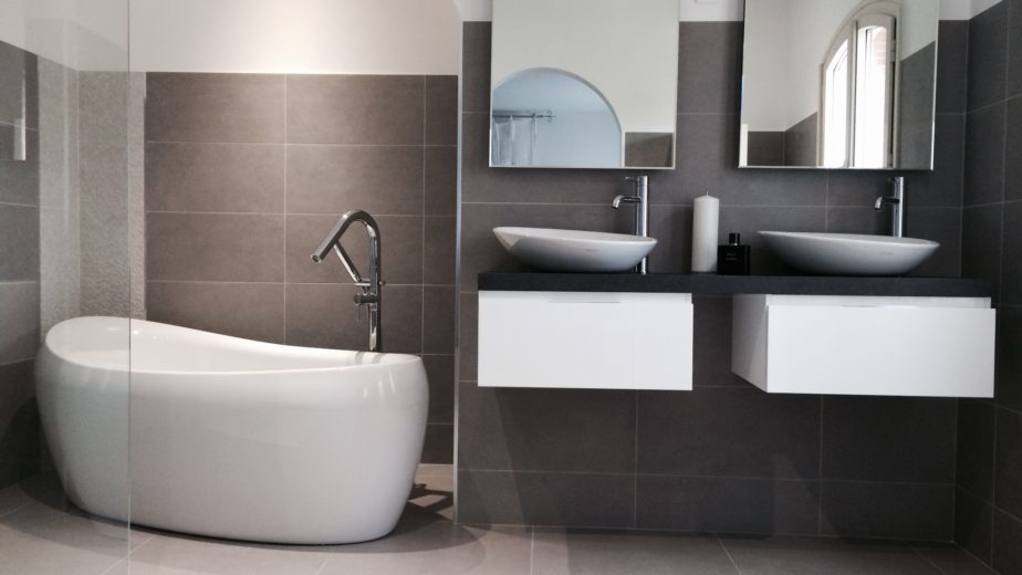 salle de bain balma sanitaire carrelage rénovation baignoire ilot