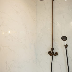 salle de bain rénovation gratentour carrelage décoration architecte balma haut de gamme grand format