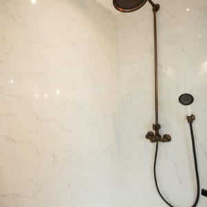 salle de bain rénovation gratentour carrelage décoration architecte balma haut de gamme grand format