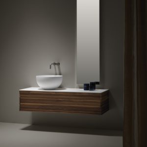 meuble original décoration architecte toulouse bois massif noyer frêne corian salle de bain douche LMCS carrelage archi