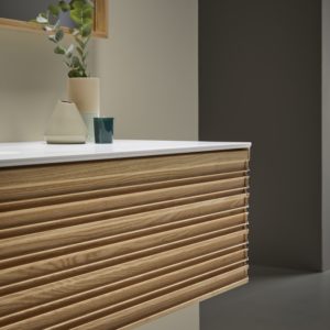 meuble original décoration architecte toulouse bois massif noyer frêne corian salle de bain douche LMCS carrelage archi