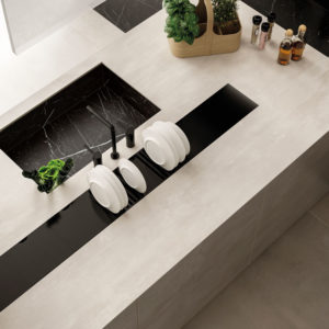 boost white kitchen cuisine plan de travail top haut de gamme architecte rénovation sol mur faïence carrelage marbre dekton
