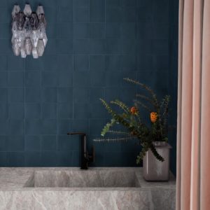 Confetto petit format decoration couleur 3d structure marazzi architecte original crédence mur douche sanitaire