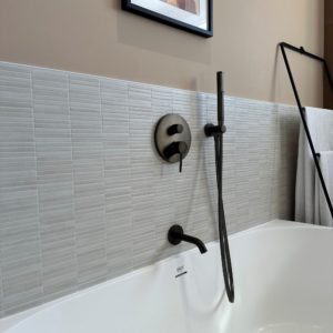 réalisation carrelage terracotta corian gun metal canon fusil decoration Toulouse architecte design