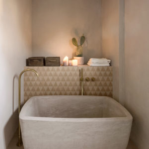 Slow carrelage tendance terre cuite retro artisanal architecte design toulouse balma sanitaire douche ciment