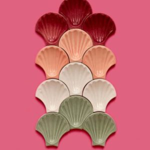 Rocaille decoration terre cuite creation architecte cotto brique terracotta italien haut de gamme decors motif relief