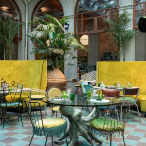 CONSOLARE NERO VERDE ACQUA 25X25 decoration pierre italie pietra terre cuite balma toulouse architecte